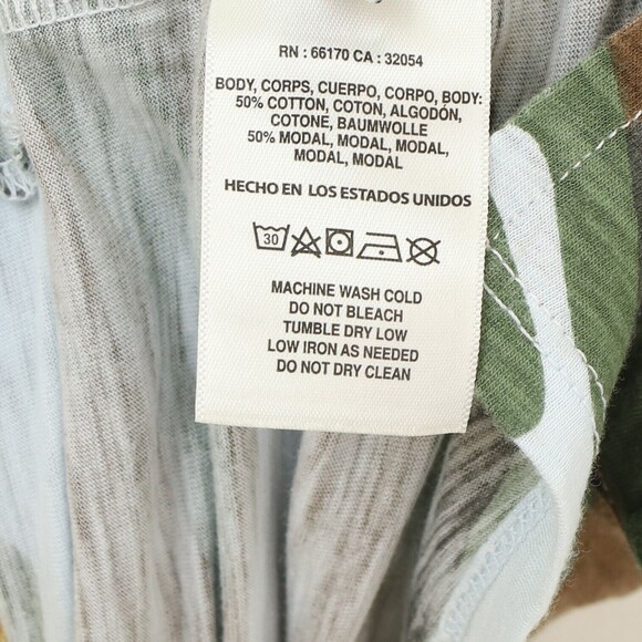 T.La Anthropologie Classic Pocket V-Neck Tee XS Camo Print Green T-Shirt NWT B51 - Picture 5 of 5